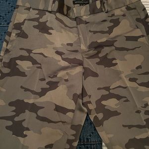 FINAL PRICE DROP…Banana Republic Camo 🔥🔥❤️